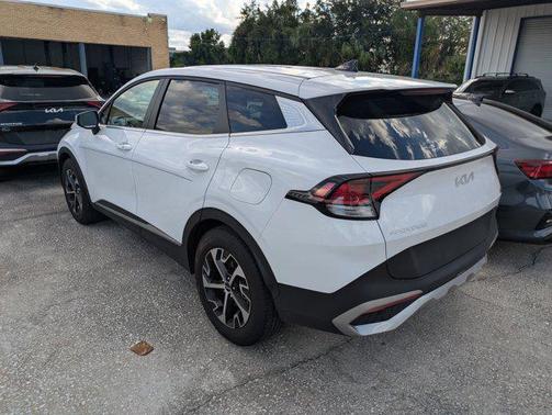 2024 Kia Sportage EX