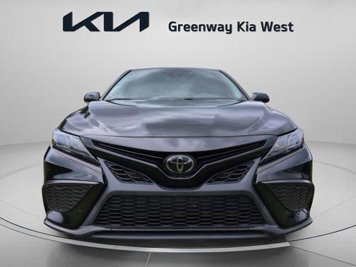 Midnight Black Metallic 2023 Toyota Camry SE