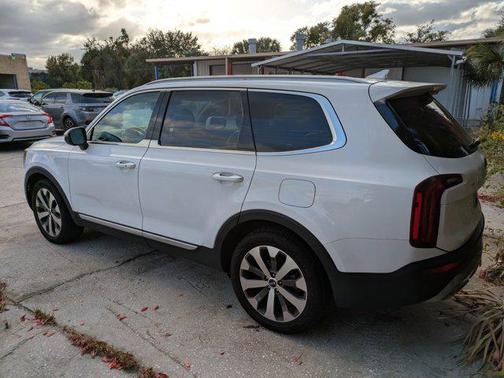 2021 Kia Telluride S