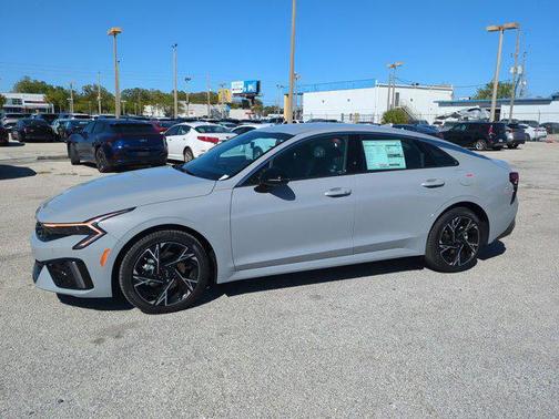 2025 Kia K5 GT-Line