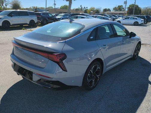 2025 Kia K5 GT-Line