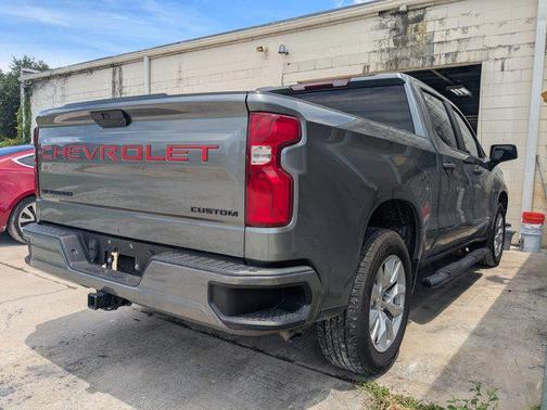 2022 Chevrolet Silverado 1500 Custom