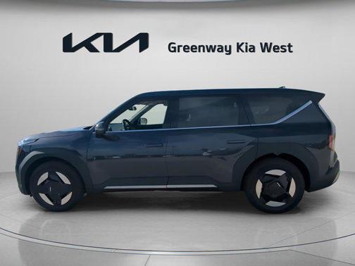 2026 Kia EV9 Light Long Range