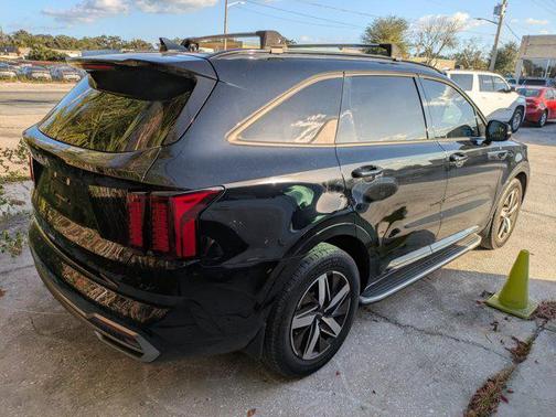 2023 Kia Sorento EX
