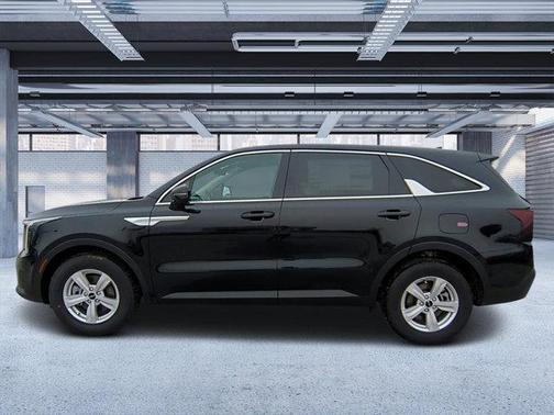 2025 Kia Sorento LX