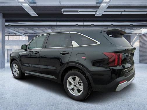 2025 Kia Sorento LX