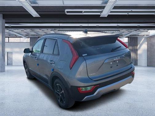 2025 Kia Niro EX