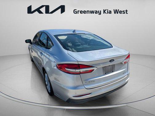 2019 Ford Fusion Hybrid SE