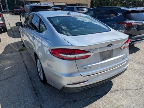 2019 Ford Fusion Hybrid SE