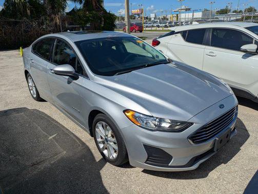 2019 Ford Fusion Hybrid SE
