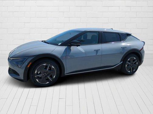 2025 Kia EV6 Light Long Range
