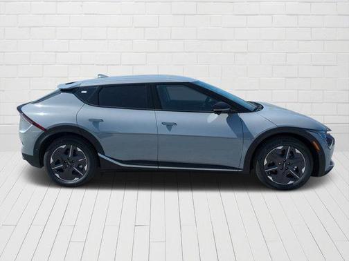 2025 Kia EV6 Light Long Range