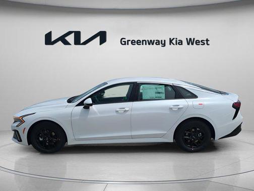 2025 Kia K5 LXS