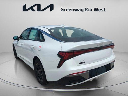 2025 Kia K5 LXS