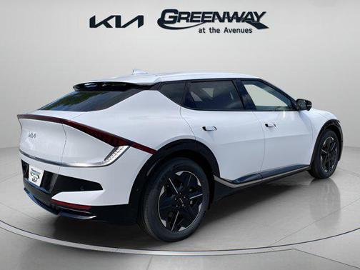 2025 Kia EV6 Wind