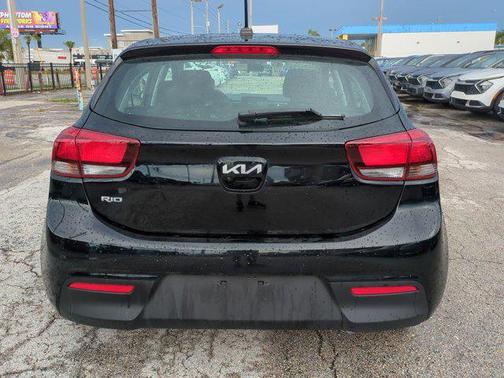 2022 Kia Rio S