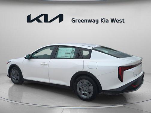 2025 Kia K4 LX