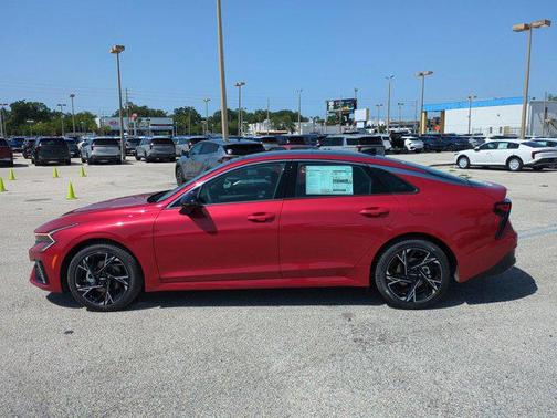 2025 Kia K5 GT-Line
