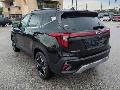 2025 Kia Seltos EX