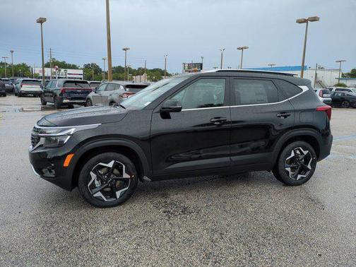 2025 Kia Seltos EX