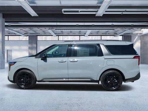 2025 Kia Carnival Hybrid SX