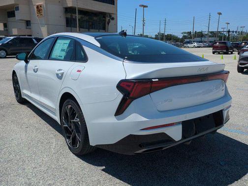 2025 Kia K5 GT-Line