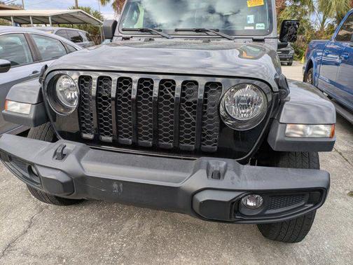 2022 Jeep Gladiator Altitude 4x4