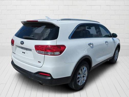 2018 Kia Sorento LX