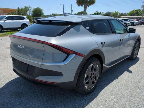 2025 Kia EV6 Light Long Range