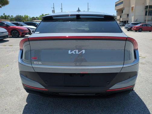 2025 Kia EV6 Light Long Range