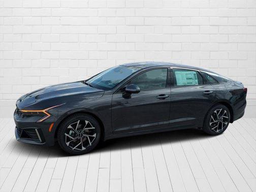 2025 Kia K5 EX