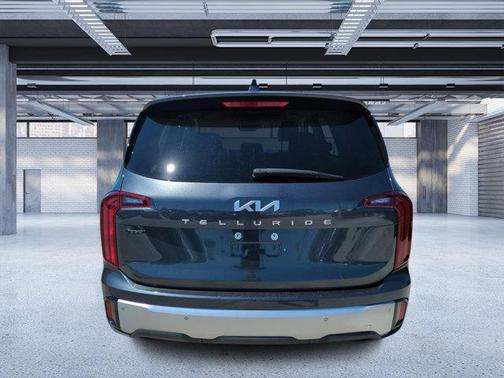 2024 Kia Telluride LX