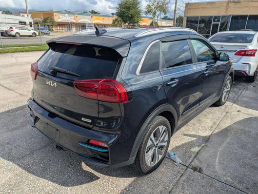 2022 Kia Niro EV EX Premium
