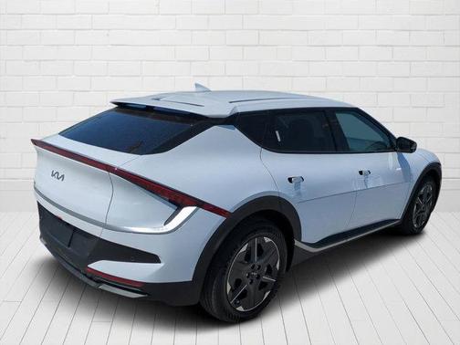 2025 Kia EV6 Light Long Range