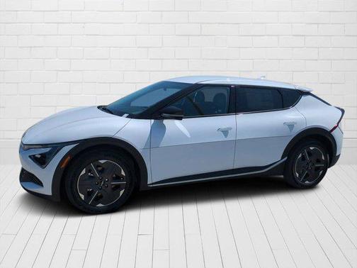 2025 Kia EV6 Light Long Range