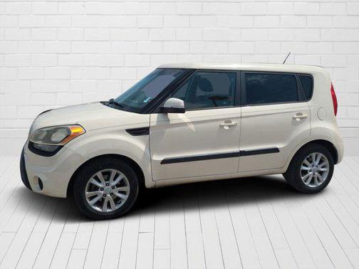 2013 Kia Soul +