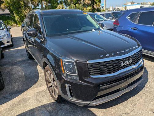 2022 Kia Telluride S