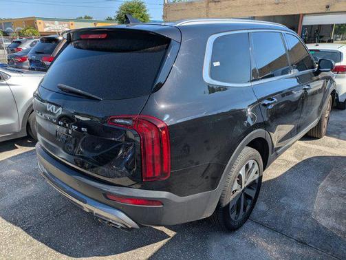 2022 Kia Telluride S