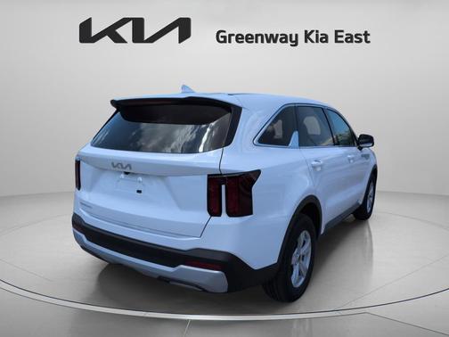 Glacial White 2026 Kia Sorento LX