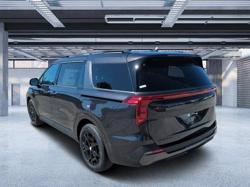 2025 Kia Carnival Hybrid SX