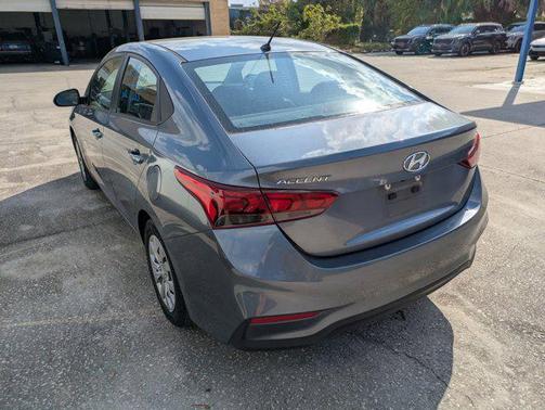 2020 Hyundai Accent SE