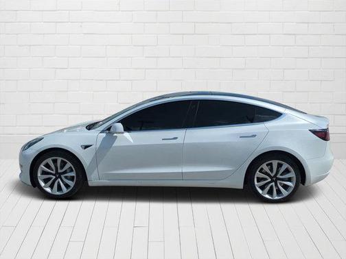 2020 Tesla Model 3 Standard Range