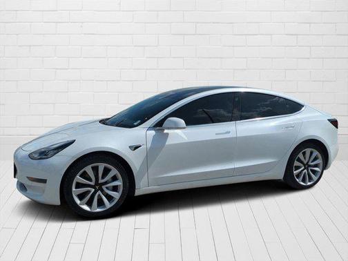 2020 Tesla Model 3 Standard Range