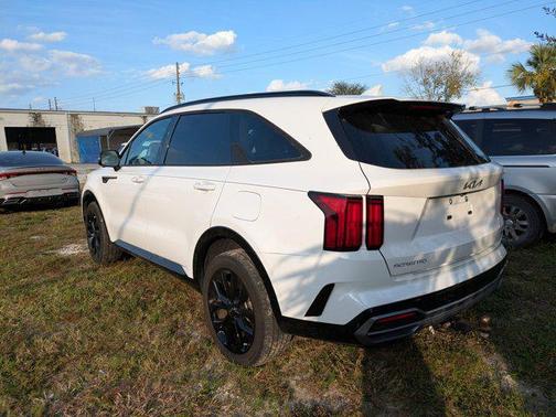 2023 Kia Sorento SX
