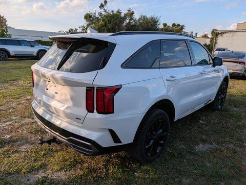 2023 Kia Sorento SX