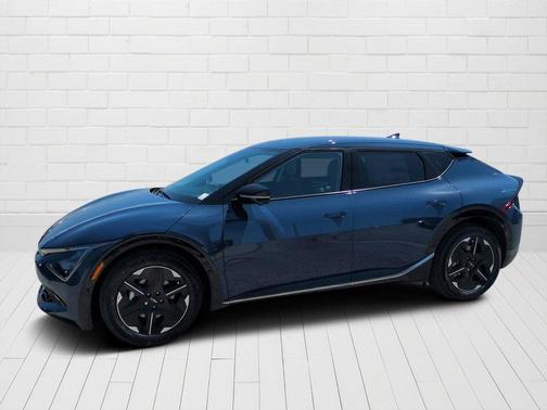 2025 Kia EV6 Wind