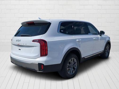 2025 Kia Telluride LX