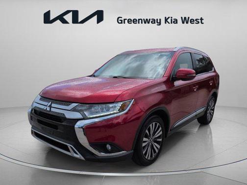 Red Diamond 2020 Mitsubishi Outlander SE S-AWC