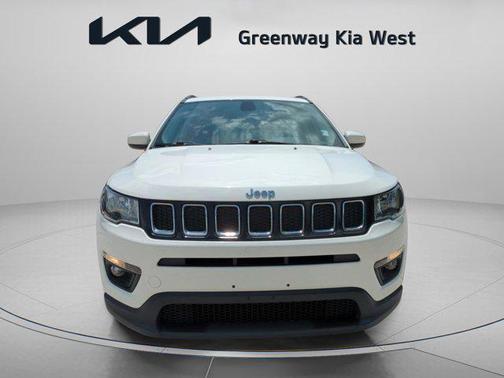 White Clearcoat 2018 Jeep Compass Latitude