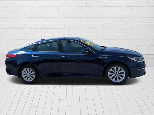 2017 Kia Optima EX